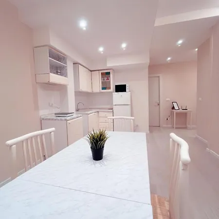 Domus San Giovanni *